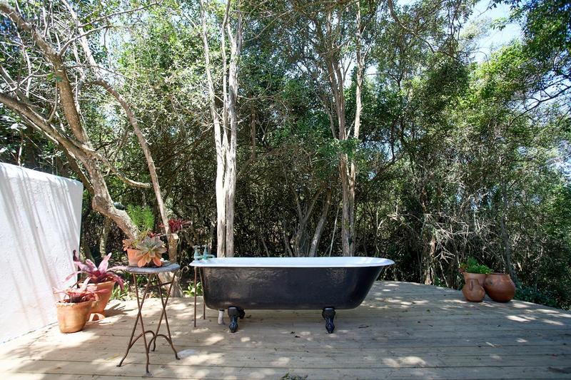 4 Bedroom Property for Sale in The Crags Western Cape